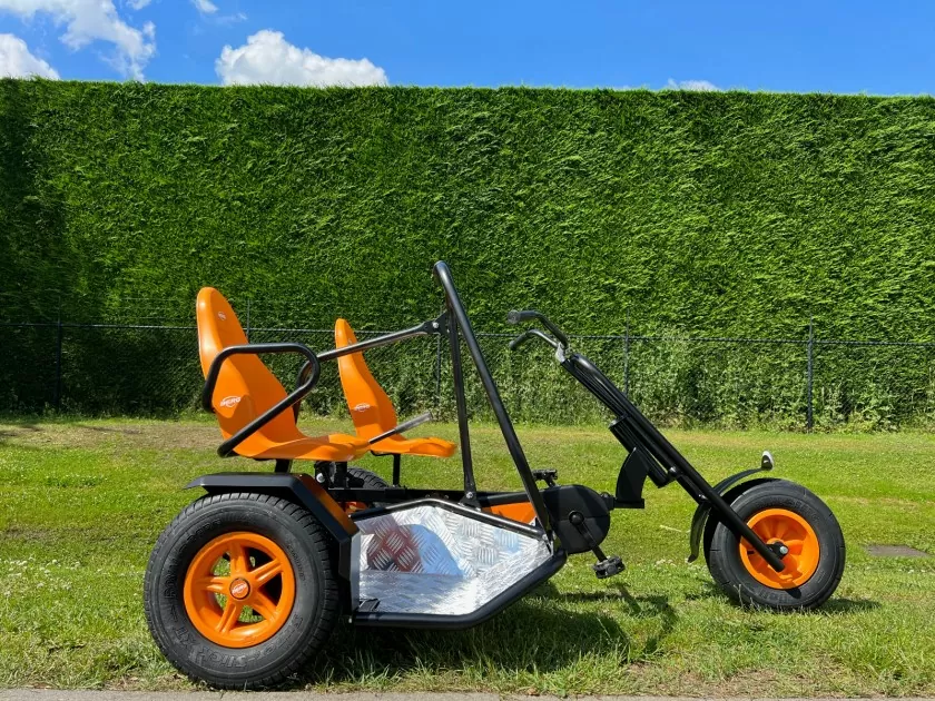 Berg Duo Chopper - grote driewieler skelter voor Van Ee Buitenspeelgoed